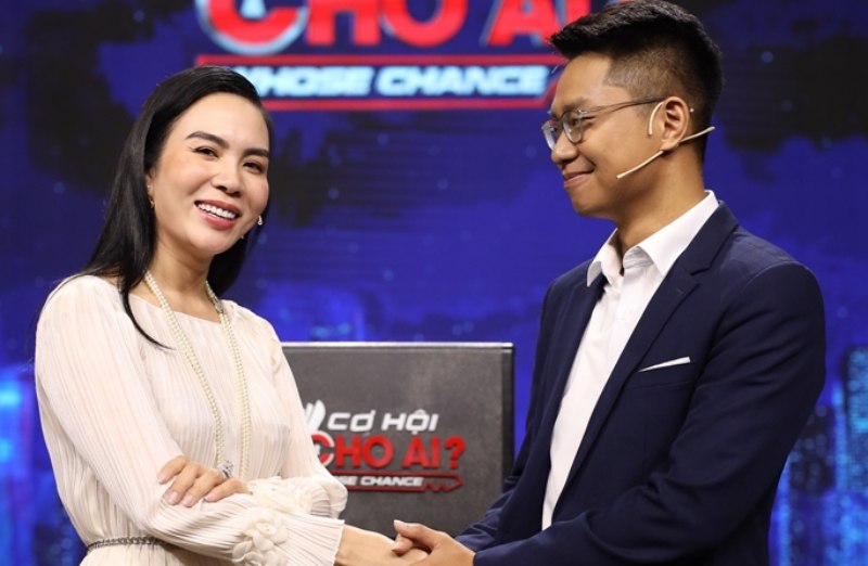 Thủ khoa ĐH Ngoại thương lên truyền hình tìm việc, kỳ vọng lương 30 triệu, nhưng từ chối offer 38 triệu vì lẽ gì?