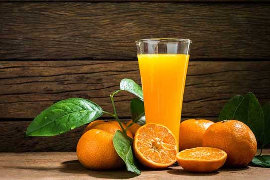 Nước cam rất bổ nhưng đừng dại uống vào 4 thời điểm này