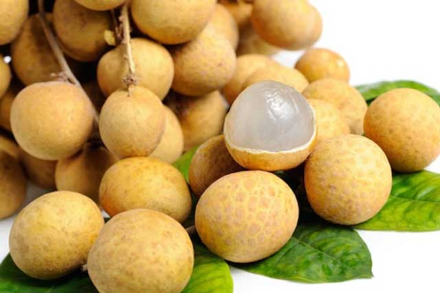 Công dụng làm đẹp tuyệt vời từ quả nhãn, chị em không biết là "phí hoài tuổi trẻ"