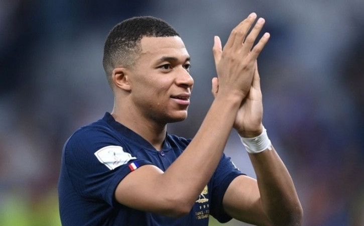 Vừa lập kỷ lục ở World Cup, Mbappe đã mong được… FIFA phạt