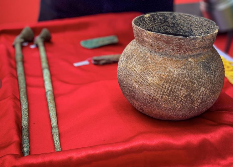 Cận cảnh 10 cổ vật vừa trở về Việt Nam