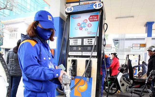 Đề xuất áp dụng giá sàn trong khung thuế bảo vệ môi trường xăng dầu năm 2023