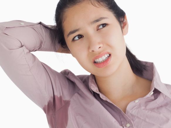 Trị dứt điểm hôi nách bằng công thức đơn giản