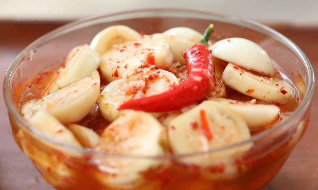 Những sai lầm khi ăn cà muối chỉ thêm rước bệnh vào người