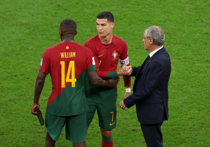 Fernando Santos lên tiếng sau khi để Ronaldo dự bị ở trận gặp Thuỵ Sĩ