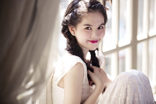 Biết mẹo này sáng ngủ dậy tóc bồng bềnh như vừa được dưỡng