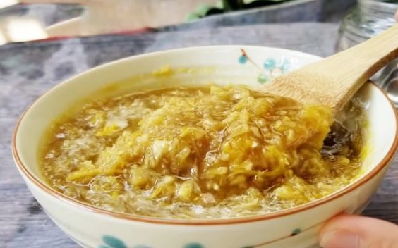 Mùa lạnh dùng mật ong pha cùng thứ này còn tốt hơn cả thuốc bổ, vừa "hồi xuân" vừa ngừa bệnh hiệu quả