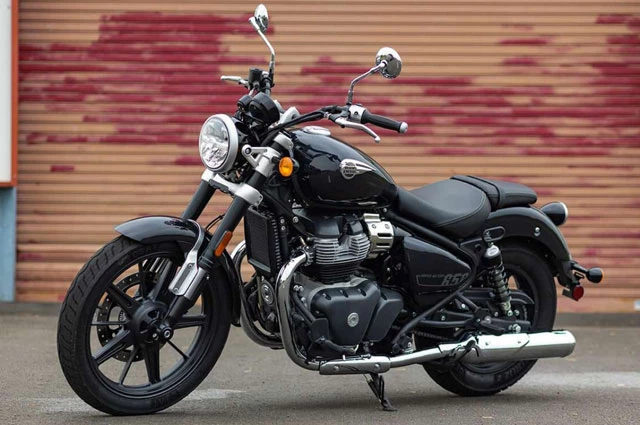 Royal Enfield Super Meteor 650 2022