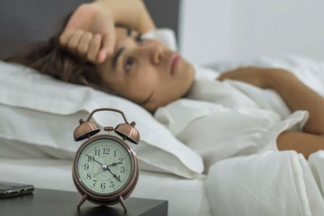 8 thói quen ăn uống khiến bạn mất ngủ