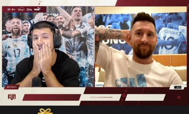 Giúp Argentina vào tứ kết, Messi tranh thủ “gánh” cả bạn thân Aguero