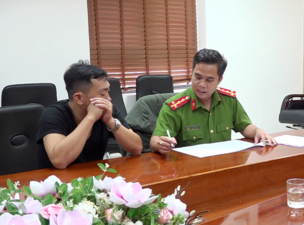 Phá đường dây cá độ bóng đá lên đến 65 tỷ đồng, tạm giữ 13 đối tượng