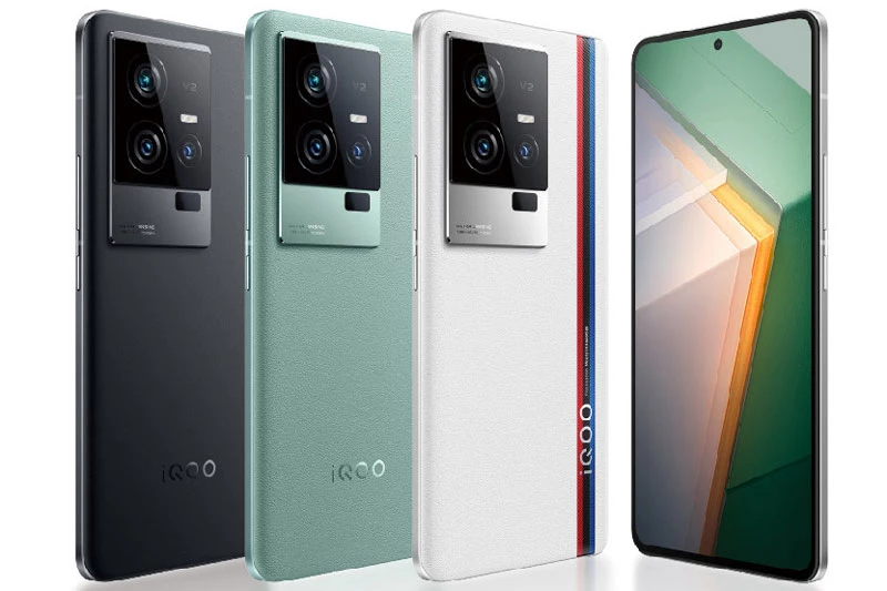 Vivo iQOO 11.