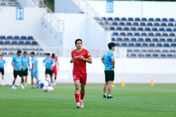 Văn Quyết tiết lộ vai trò đặc biệt tại ĐT Việt Nam, nhắn nhủ riêng tới Quang Hải