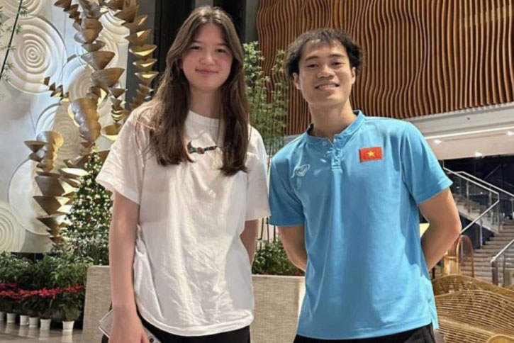 Văn Toàn nhanh chân “chốt đơn” em gái Văn Lâm