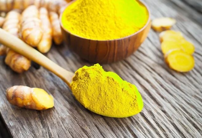 Dùng bột nghệ tưởng an toàn nhưng không phải: Dùng sai gan, dạ dày cũng bị tổn hại