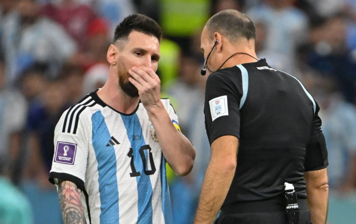 FIFA mở cuộc điều tra Argentina, Messi và các đồng đội đối diện án phạt