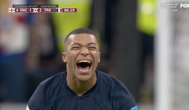 Mbappe gây sốt với phản ứng sau khi Kane đá hỏng phạt đền