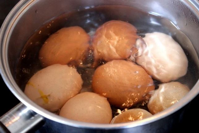 2 sai lầm khi luộc trứng, ăn vào vừa mất ngon vừa hại người