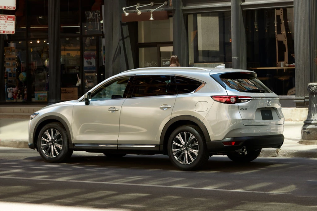 Mazda CX-8.