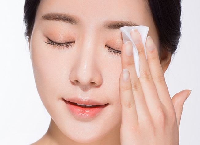 5 tác dụng làm đẹp từ bông tẩy trang hiệu quả và tiết kiệm mà không phải ai cũng biết