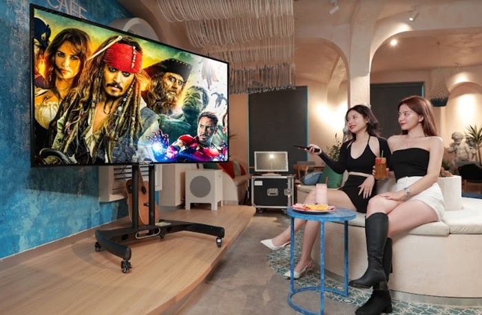 Tivi cường lực "hút" khách