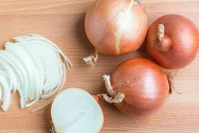 Những thực phẩm đại kỵ với hành tây, lưu ý khi ăn kẻo ngộ độc, sỏi thận