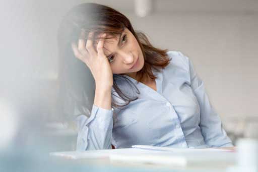 4 thói quen khiến cơ thể ngoài 20 tuổi già như người 60 tuổi, sớm muộn cũng bị đột quỵ gõ cửa