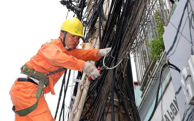 EVN kiến nghị áp dụng cơ chế thị trường cho giá điện như giá xăng dầu