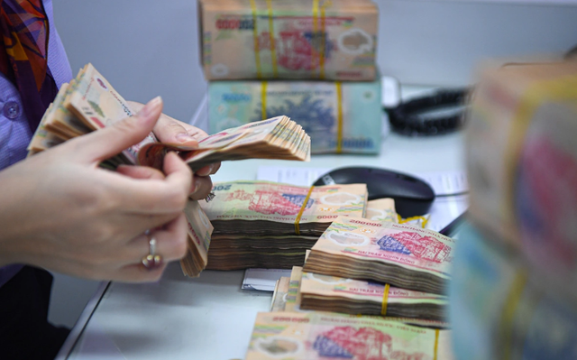 Tập trung vốn cho sản xuất, kinh doanh