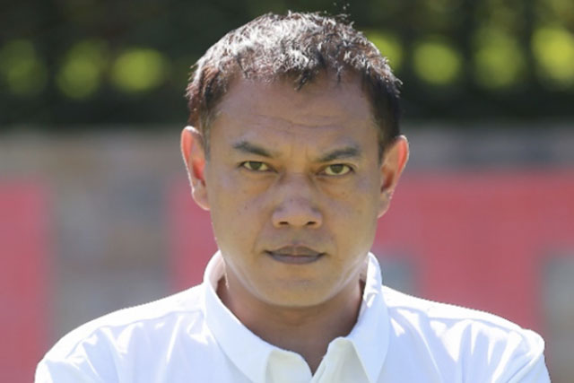 HAGL b&#x1ED5; nhi&#x1EC7;m huy&#x1EC1;n tho&#x1EA1;i Th&#xE1;i Lan, Kiatisak c&#xF3; tr&#x1EE3; th&#x1EE7; &#x111;&#x1EAF;c l&#x1EF1;c