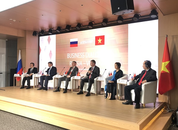 Khai mạc diễn đàn "Công nghiệp đối thoại doanh nghiệp Nga - Việt”