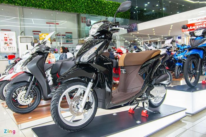 Honda Vision và Yamaha Janus giảm giá mạnh, chỉ còn hơn 30 triệu đồng