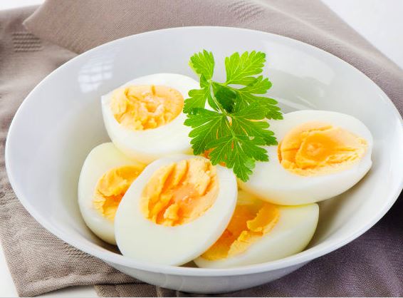 Không muốn phải hối hận thì những người này không được ăn trứng