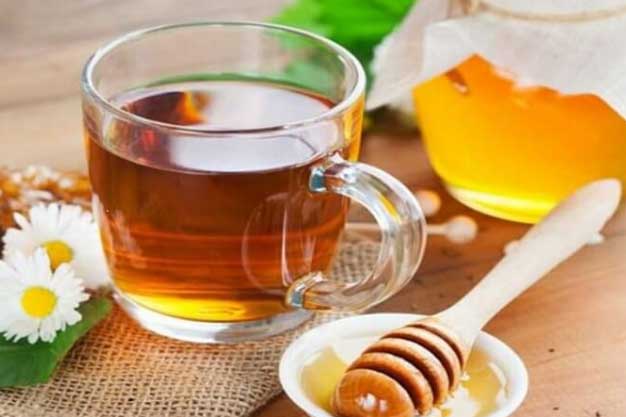 Muốn "quét sạch" độc tố trong gan sáng dậy cứ uống ngay 1 cốc nước dân dã này