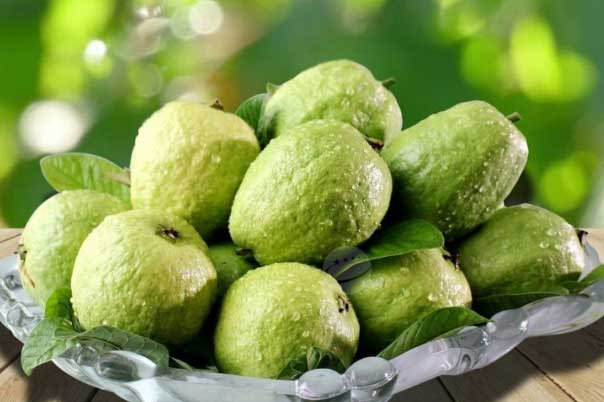 4 điều đại kị khi ăn ổi ai cũng phải biết nếu không muốn "tiền mất tật mang"