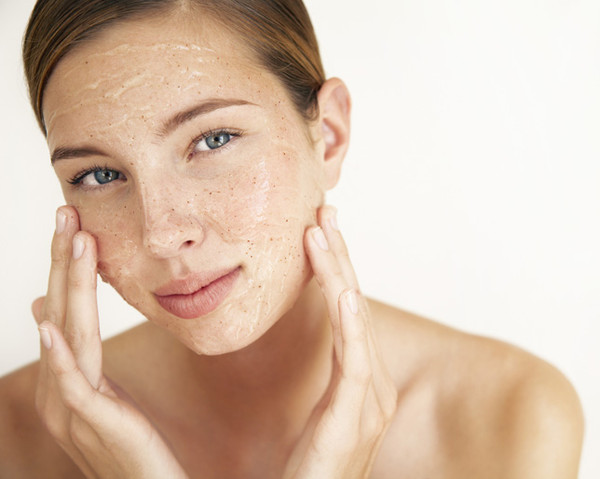 Nguyên tắc tẩy da chết phụ nữ ai cũng phải biết