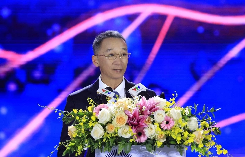 Ông Trần Văn Hiệp - Chủ tịch UBND tỉnh Lâm Đồng, phát biểu khai mạc.