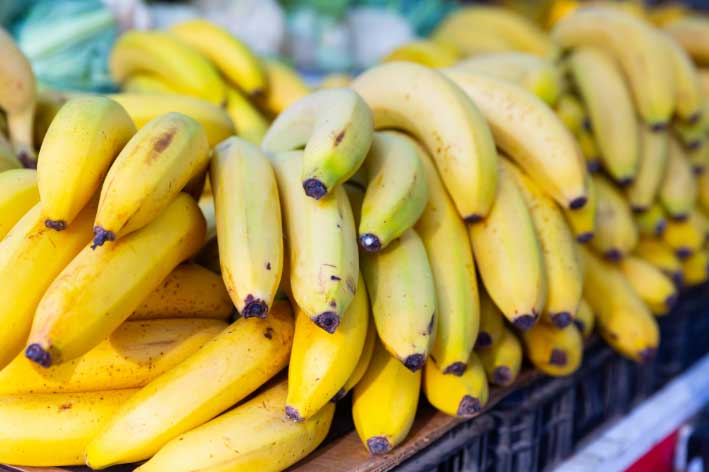 8 thực phẩm quen thuộc có thể gây hại cho cơ thể nếu ăn sai thời điểm