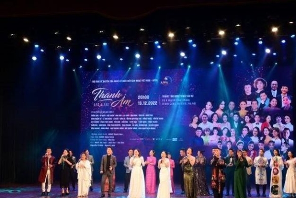 “Thanh âm Sao và Sao”: Thanh âm tri ân, thanh âm của tình người