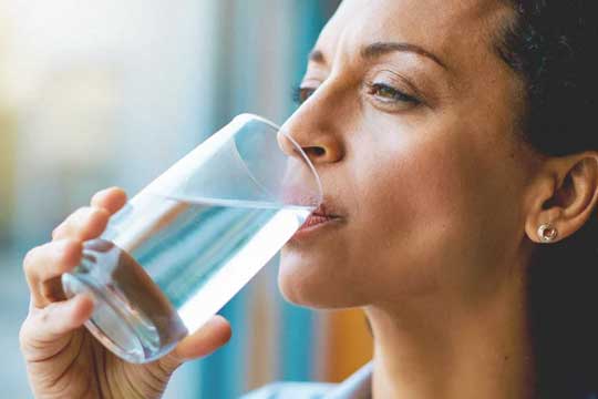 5 thói quen sai lầm sau 9 giờ khiến nội tạng tổn thương, sức khỏe suy giảm