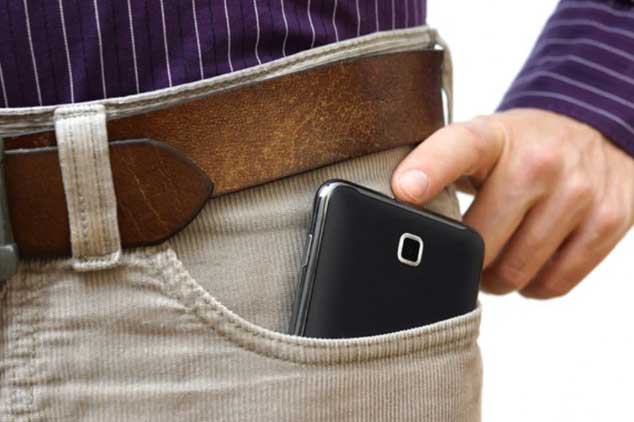 5 nơi nguy hiểm tuyệt đối không được để điện thoại di động: Vị trí số 3 nhiều người mắc phải