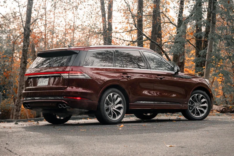 =4. Lincoln Aviator Grand Touring Plug-In Hybrid (độ tin cậy: 81%).