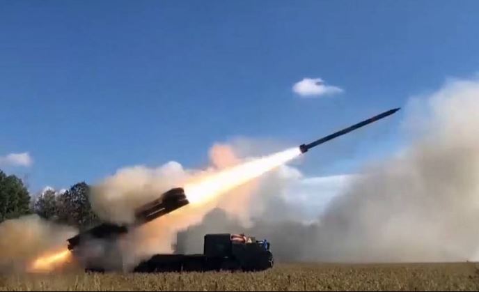 Nga triển khai “cơn lốc lửa” Tornado-S ở Ukraine