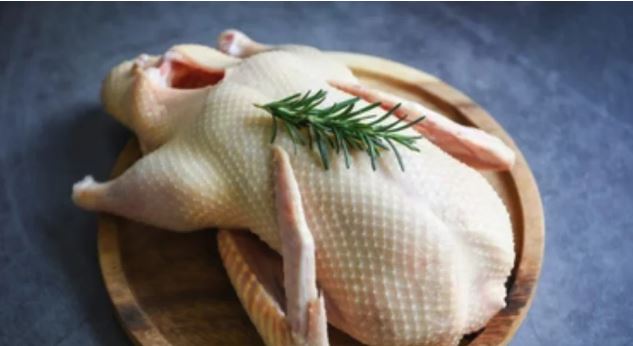 Thịt vịt ngon và bổ nhưng có 5 nhóm người nên tránh ăn