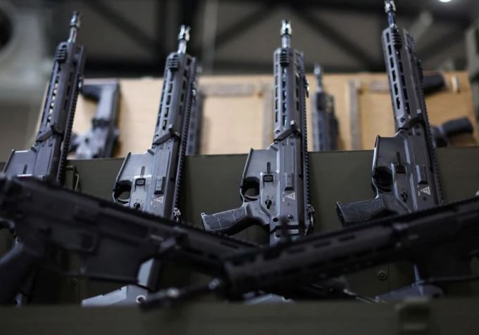 Ngành công nghiệp vũ khí ở Đông Âu bùng nổ giữa xung đột Nga-Ukraine