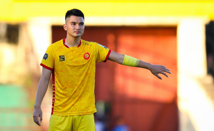 HAGL thử việc trung vệ nội cao 1m82 cho V.League 2023