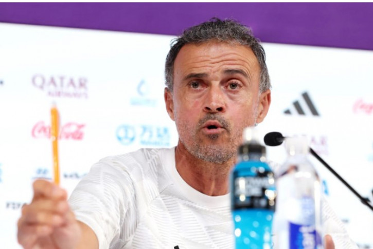 Rời ĐT Tây Ban Nha, Enrique xem xét hợp đồng với Chelsea