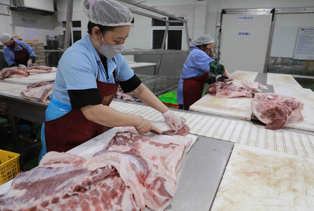 Đảm bảo bình ổn giá thịt lợn