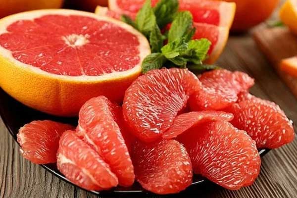 Ăn trái cây gì để sở hữu vòng 1 nở nang quyến rũ?