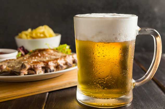 Uống rượu bia chớ dại ăn thêm 5 thực phẩm này kẻo rước bệnh vào thân
